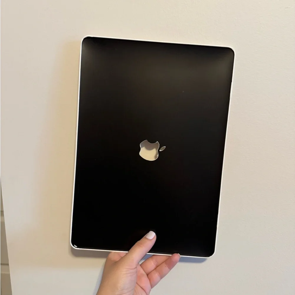 Apple Textured Cream Tablet Cover